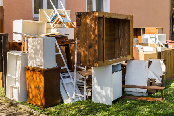 Best Furniture Removal  in , CA